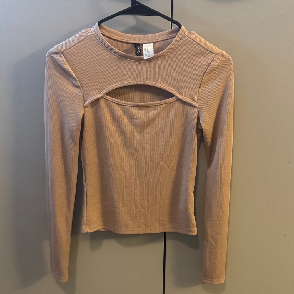 H&M Beige Long Sleeve Cutout Blouse